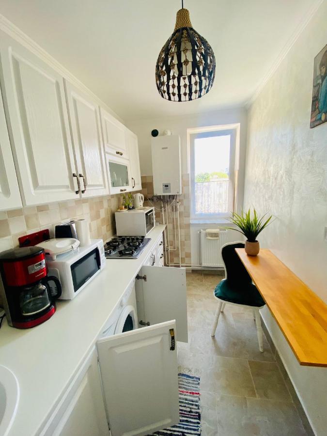 Apartament Tiron In Centru Orasului Gura Humorului Esterno foto